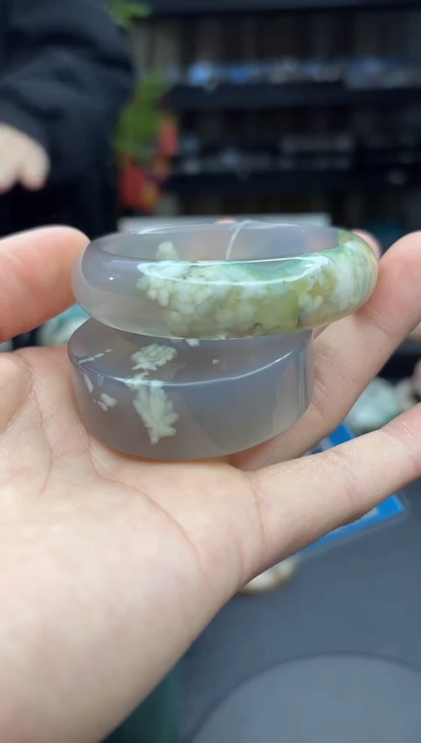 【闪购商品】石英质玉手镯未镶嵌614（57圈赠送镯心）