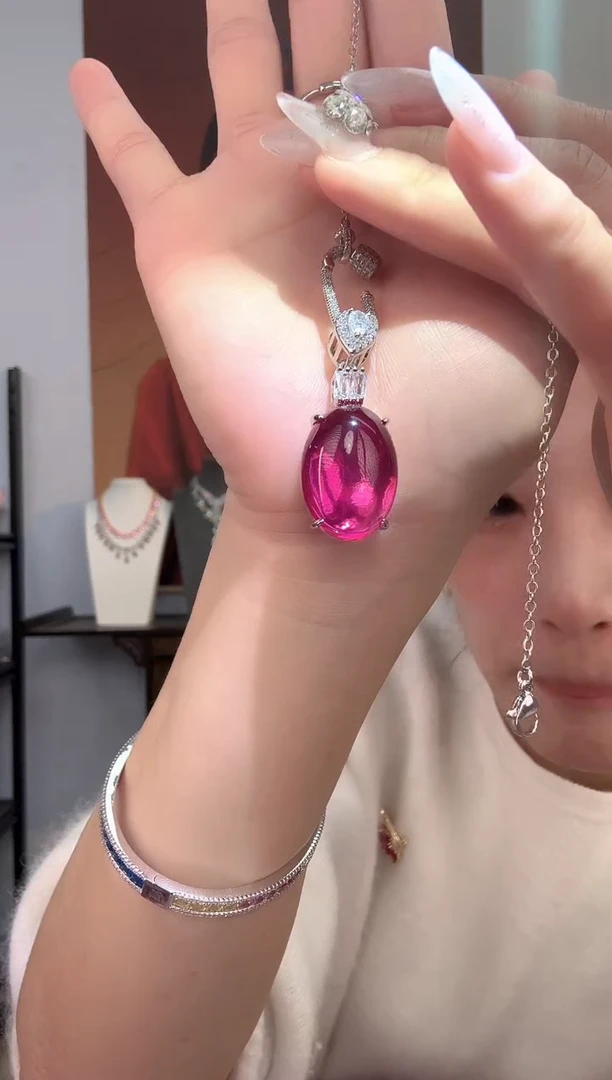 非金属无非金属无红色 圆盘精致项链