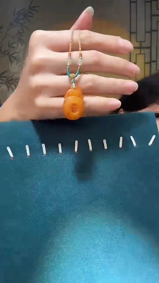 【闪购商品】琥珀裸石未镶嵌天然蜜蜡