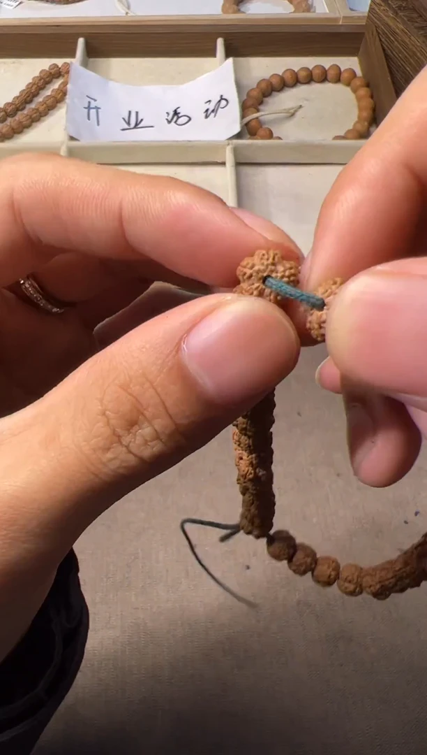 手串金刚菩提原生态梅花手持礼盒发货