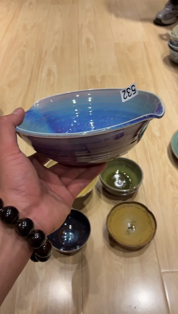 瓷E*a532   窑变蓝双口碗1个