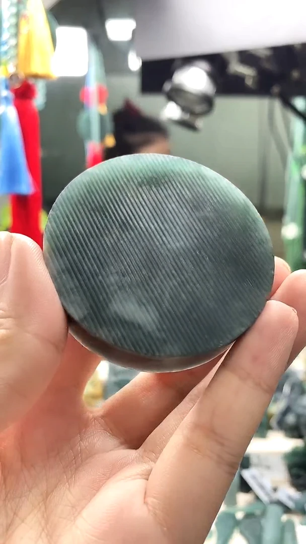 颈饰未镶嵌翡翠好***呀翡翠