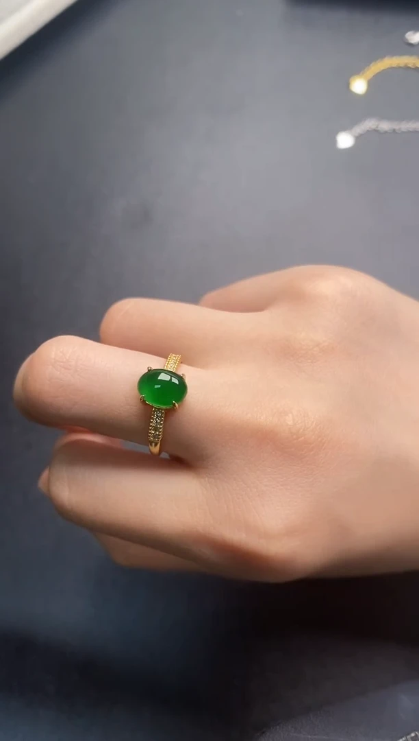 银S925镶嵌戒指翡翠一物一证一礼盒