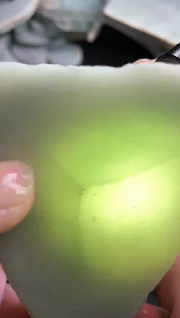 翡翠未镶嵌颈饰天然缅甸翡翠61