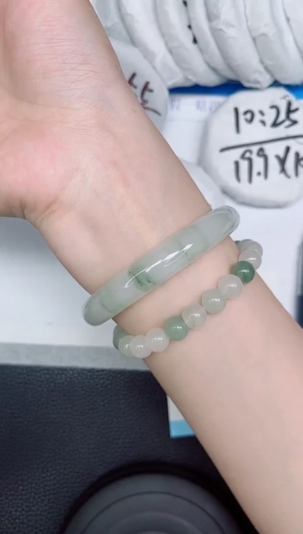 石英质玉手镯未镶嵌280-59.