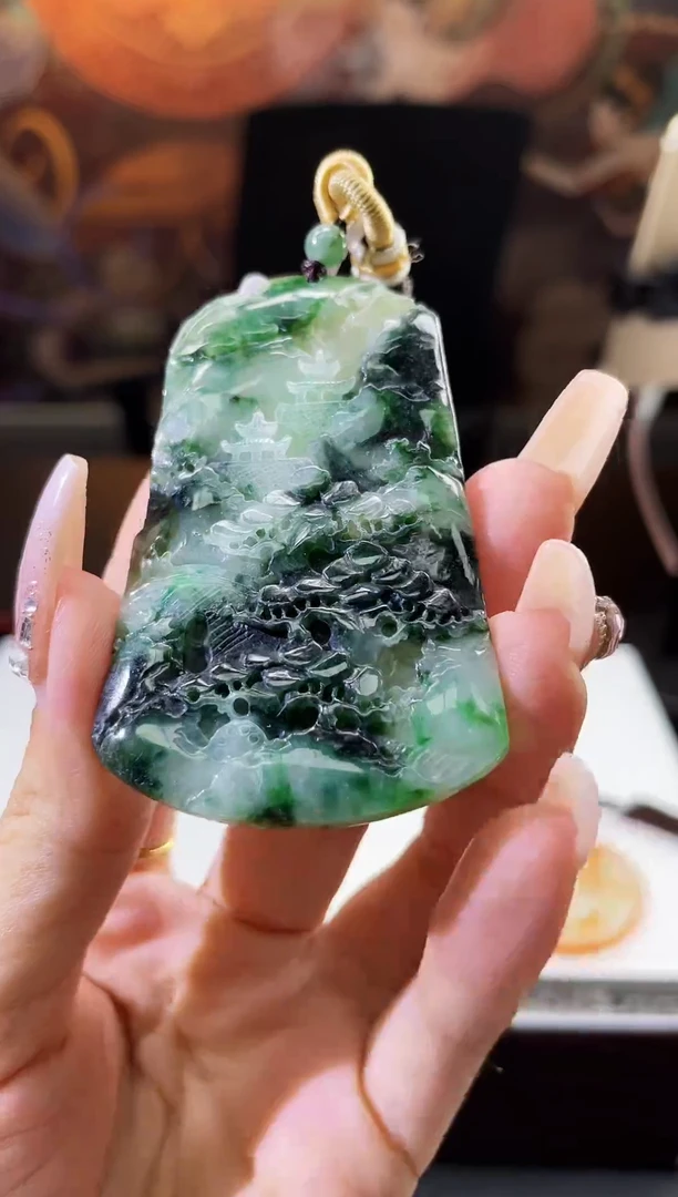 颈饰未镶嵌翡翠多样性发其一