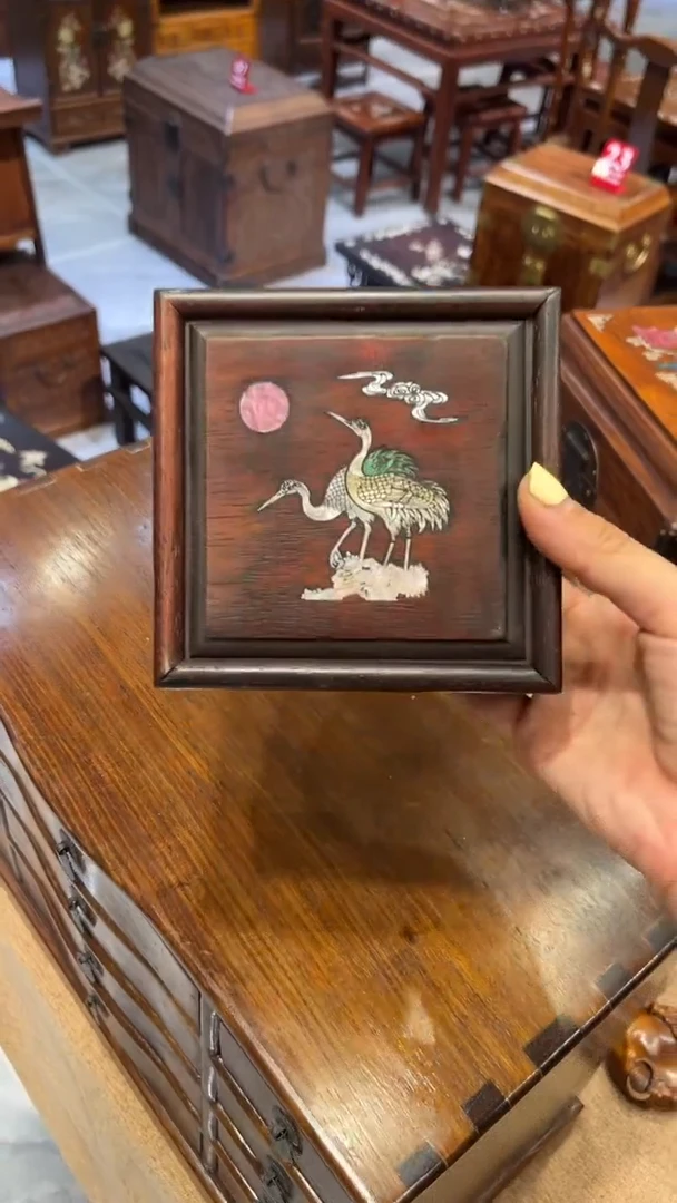 木松鹤延年螺钿四方抽拉盒