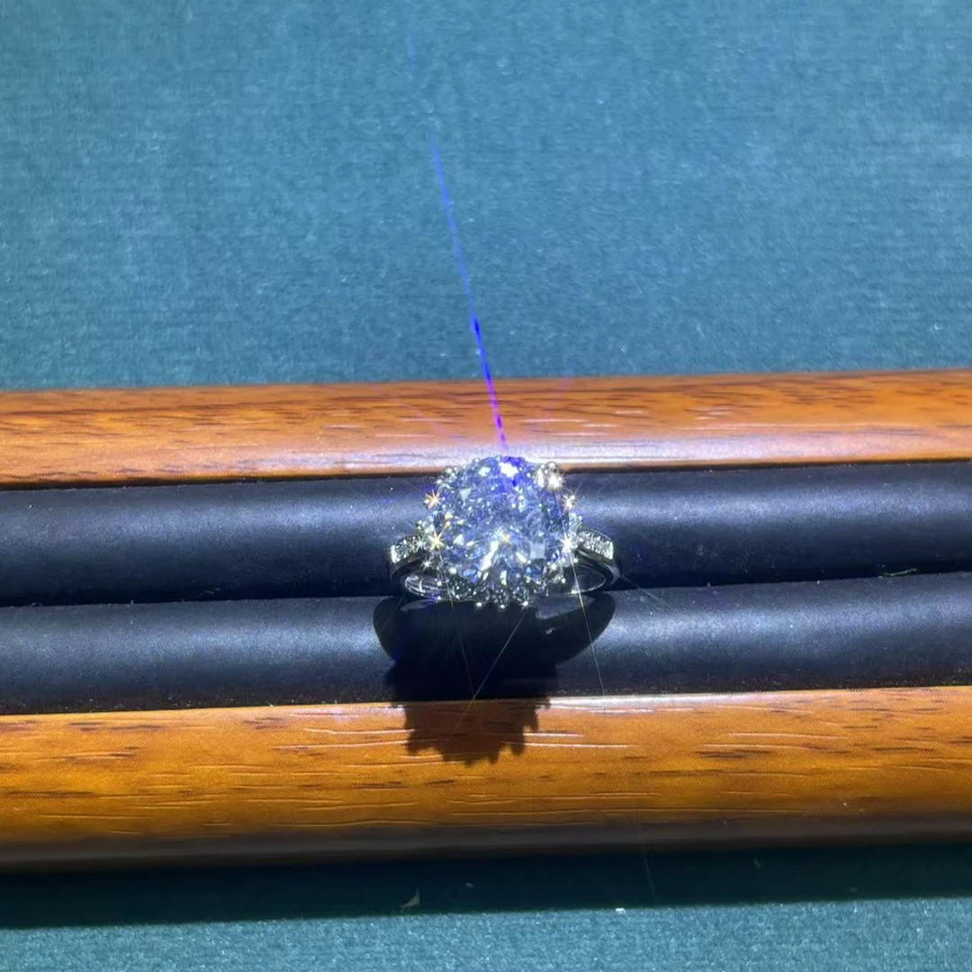 s8388白色太阳花开口戒指多样性发货