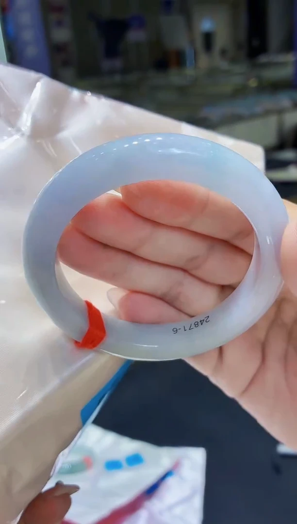 未镶嵌手镯翡翠翡翠手镯56