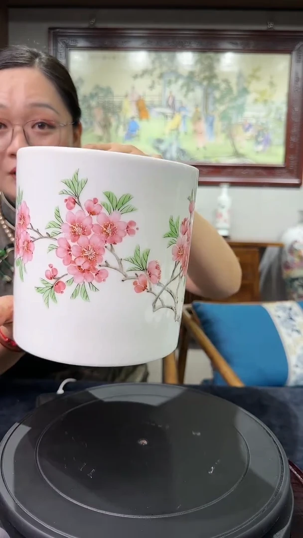 摆件甄选-水点桃花文房器笔筒