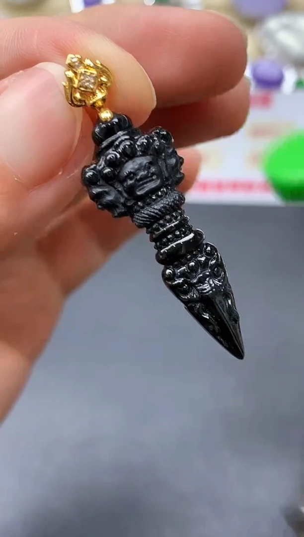 颈饰18K金镶嵌翡翠374-中国好珍宝