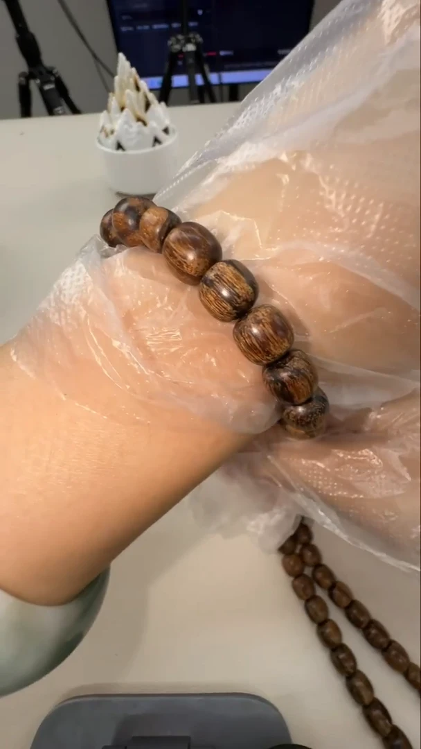 沉香沉香香囊闲*芽庄沉水红土黑肉老型珠【不退不换】