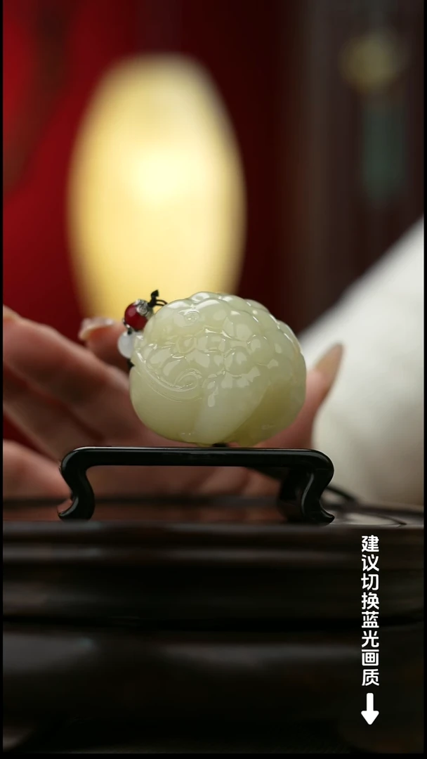 玉【恶霸金蟾】天然玉石手把件