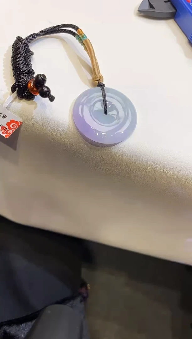 吊坠(不含链)未镶嵌翡翠平安扣