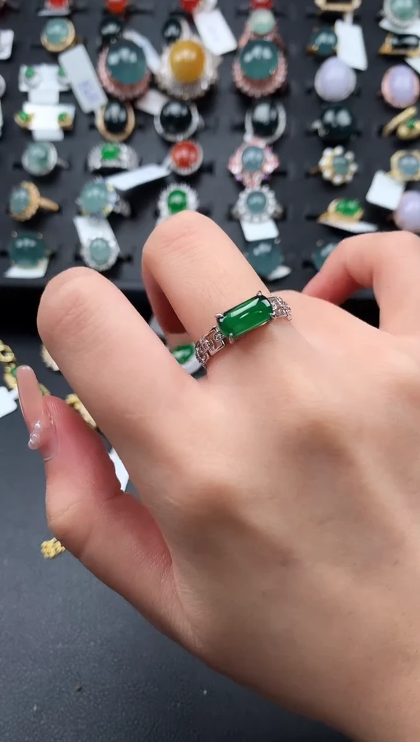 【闪购商品】翡翠戒指银S925镶嵌5124124