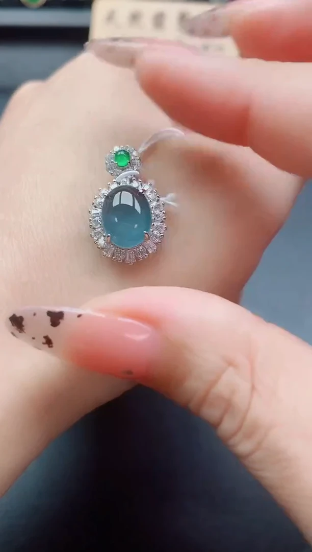 吊坠(赠链)银S925镶嵌翡翠121212