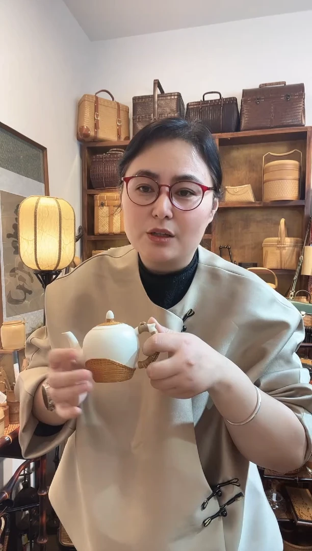 PY176竹扣苏打釉美人壶