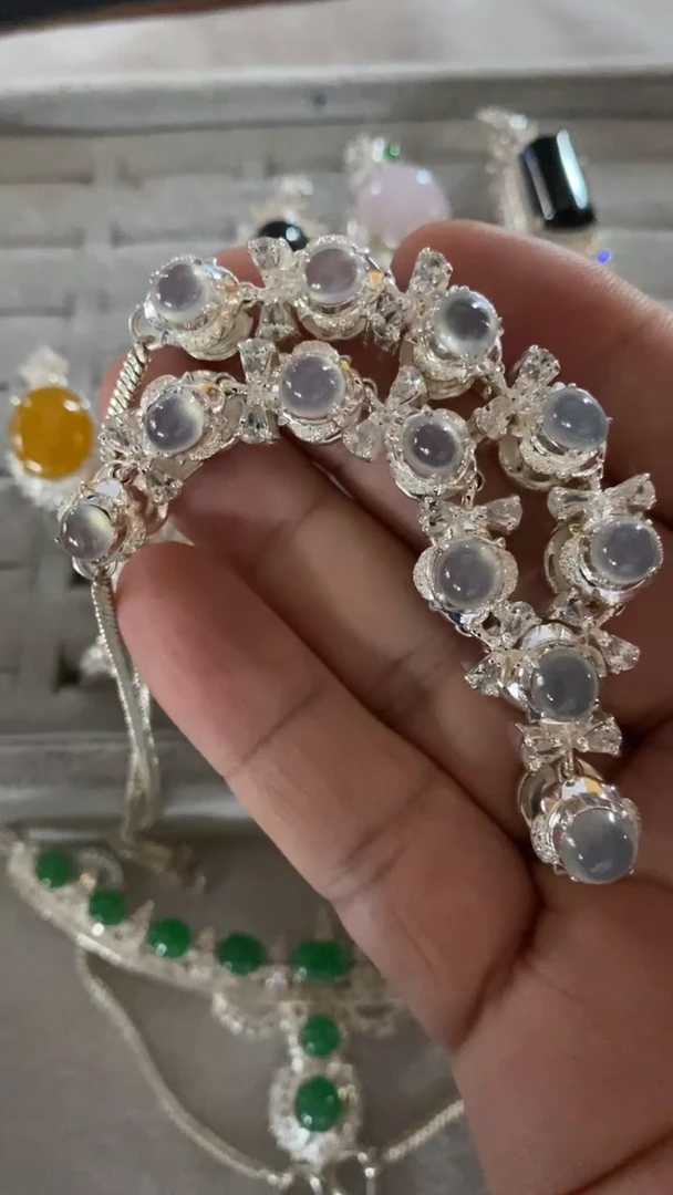 未镶嵌定制翡翠流*、天然缅甸翡翠A货