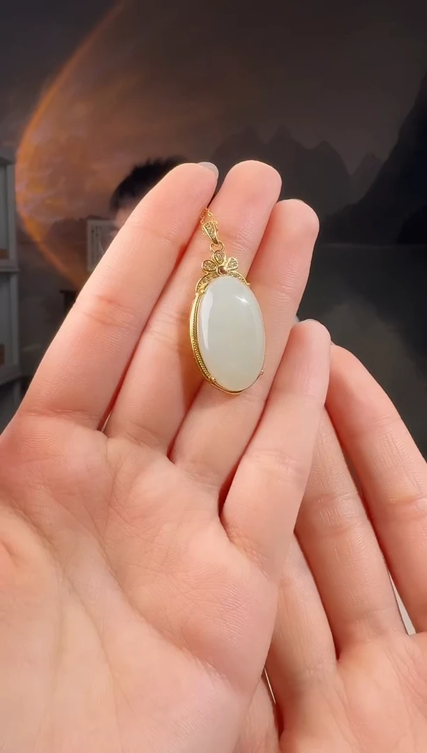 颈饰银S925镶嵌和田玉无事牌赠链