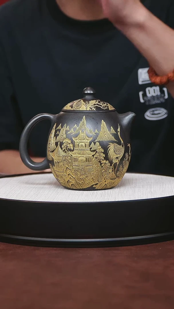 紫砂茶宠宜兴紫砂 描金龙蛋