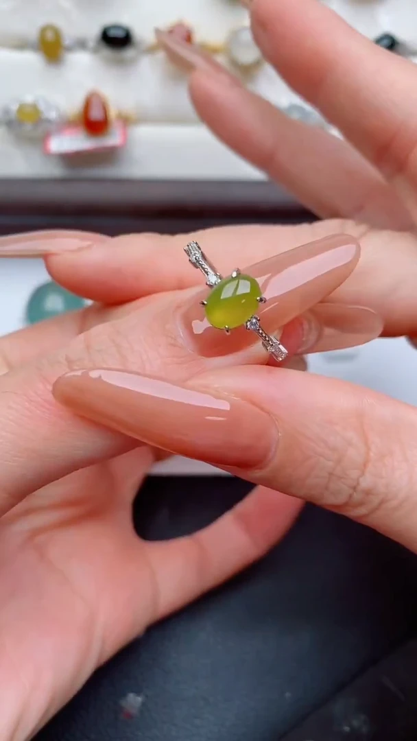 银S925镶嵌戒指翡翠...