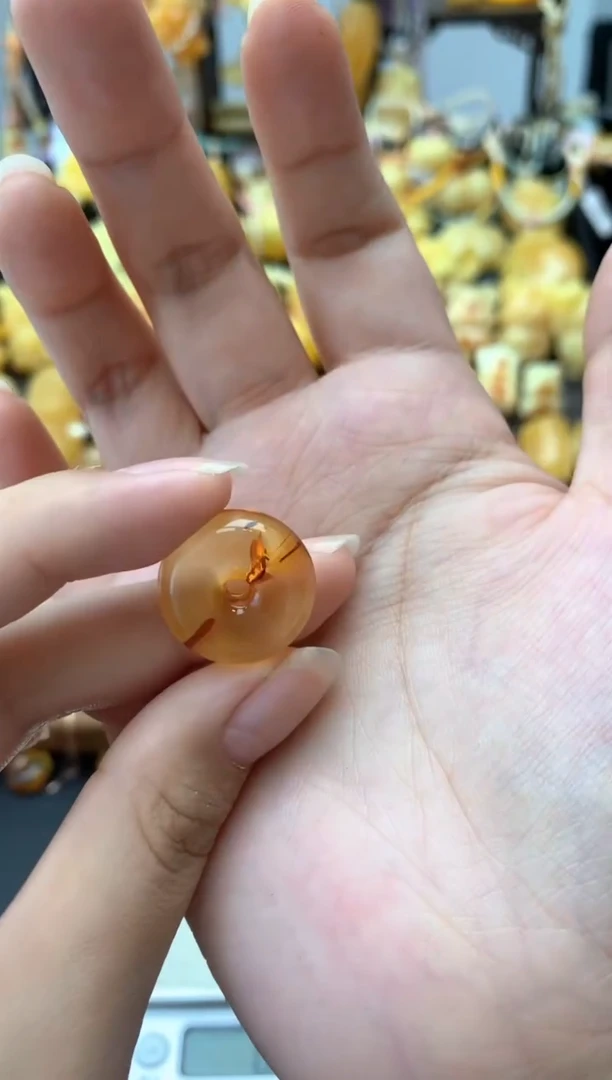 未镶嵌琥珀珠宝奇石083琥珀蜜蜡花粉有纹小坑介意勿拍