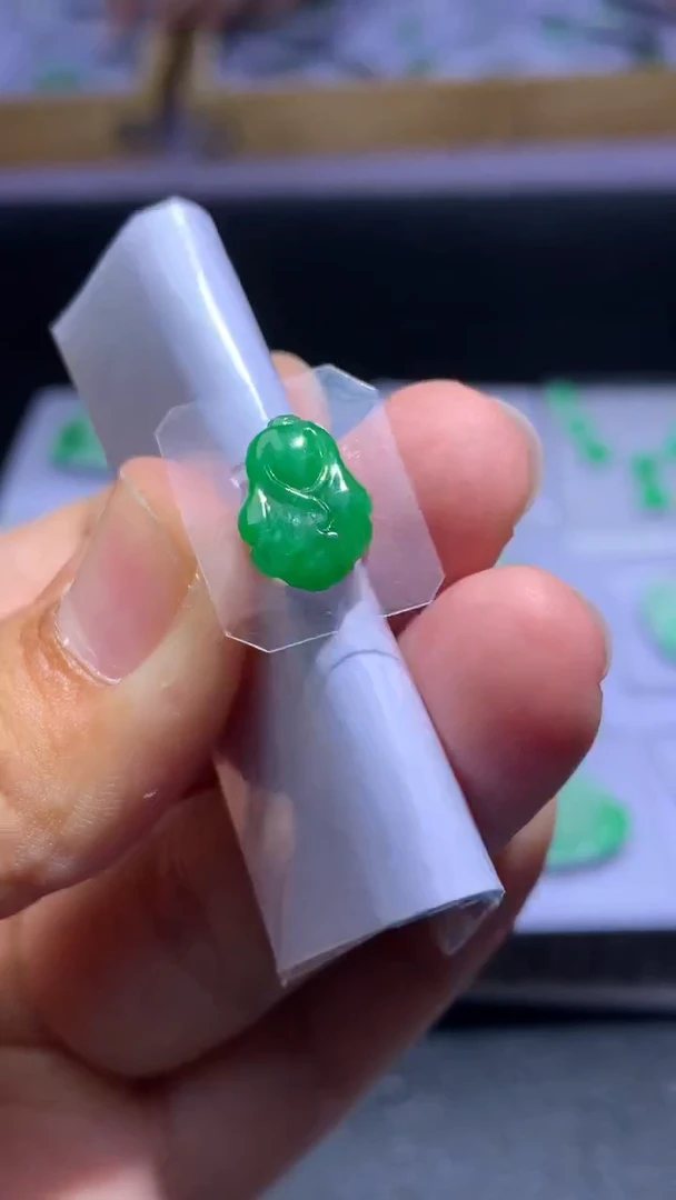 未镶嵌定制翡翠毛货