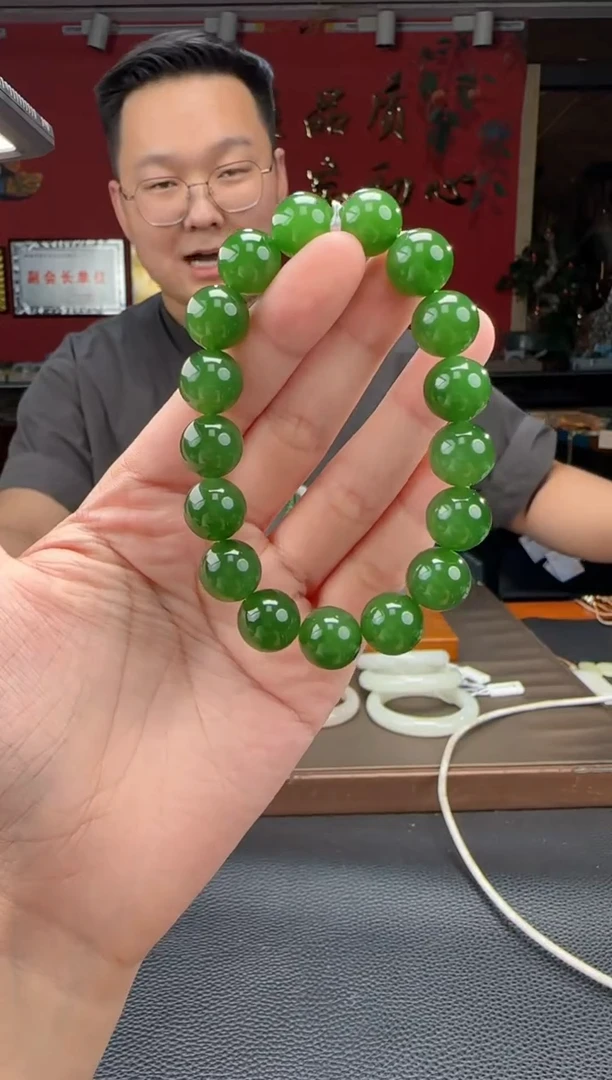 手串未镶嵌和田玉碧玉辣绿单圈手串