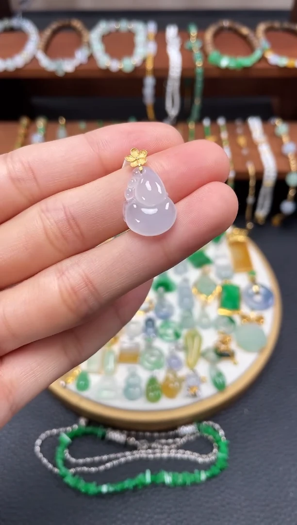 【闪购商品】翡翠吊坠(不含链)18K金镶嵌一个  JK473