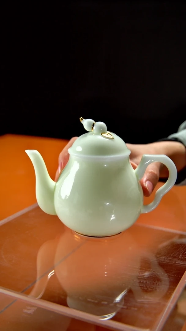 其他陶瓷《言泥陶瓷》璞玉绿豆冰冻瓷系列 美人壶