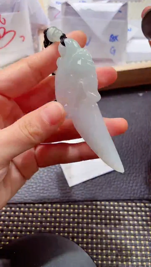 颈饰未镶嵌翡翠000111