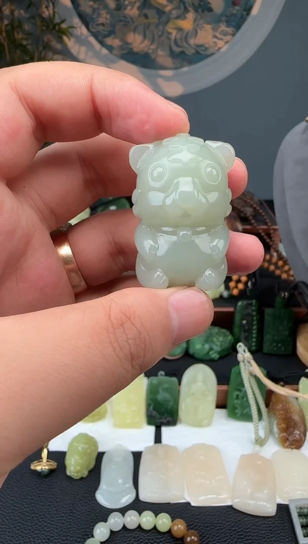 和田玉未镶嵌挂件和田玉