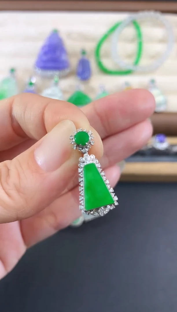 吊坠(不含链)18K金镶嵌翡翠28|5800