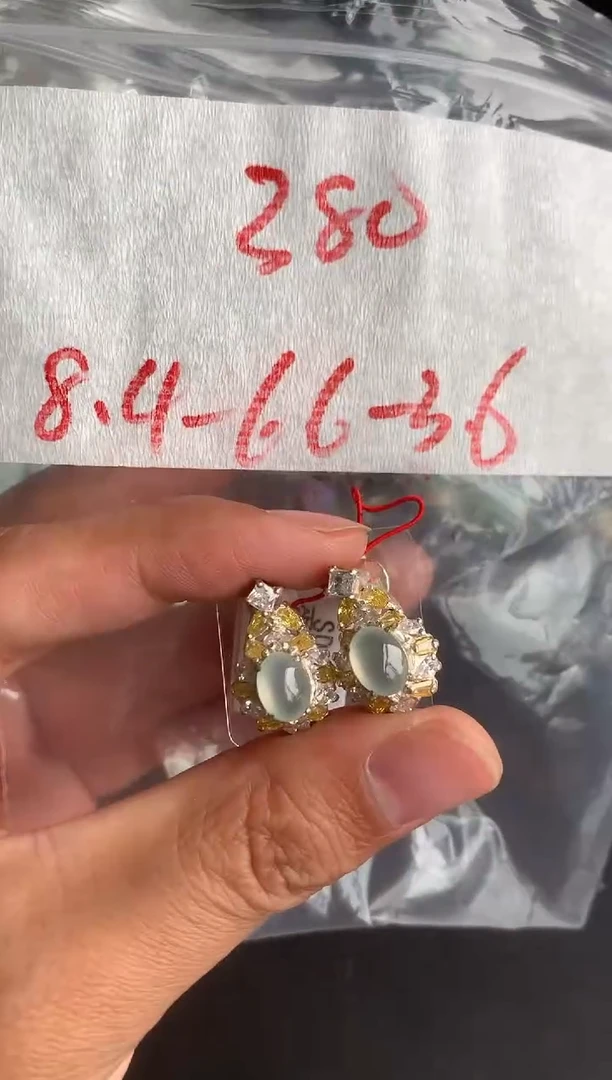 未镶嵌定制翡翠缅甸A货翡翠，拍一发一