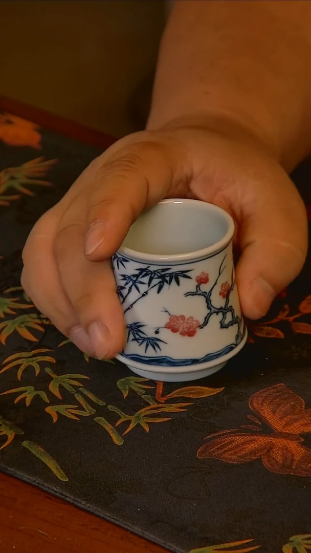 杯手工手绘杯杯很美丽