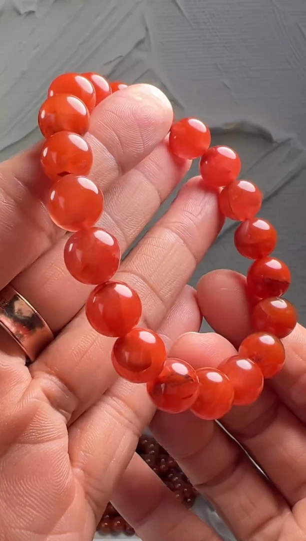 手串未镶嵌南红玛瑙南红玛瑙（默认微瑕）