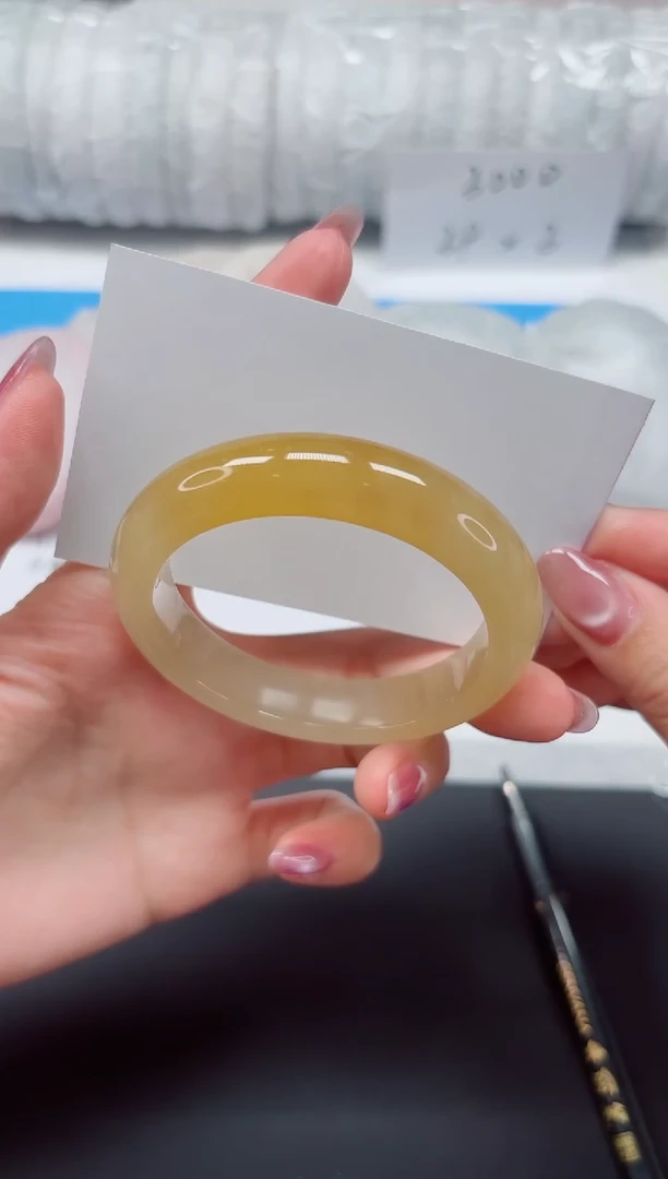 未镶嵌手镯石英质玉106-55HU