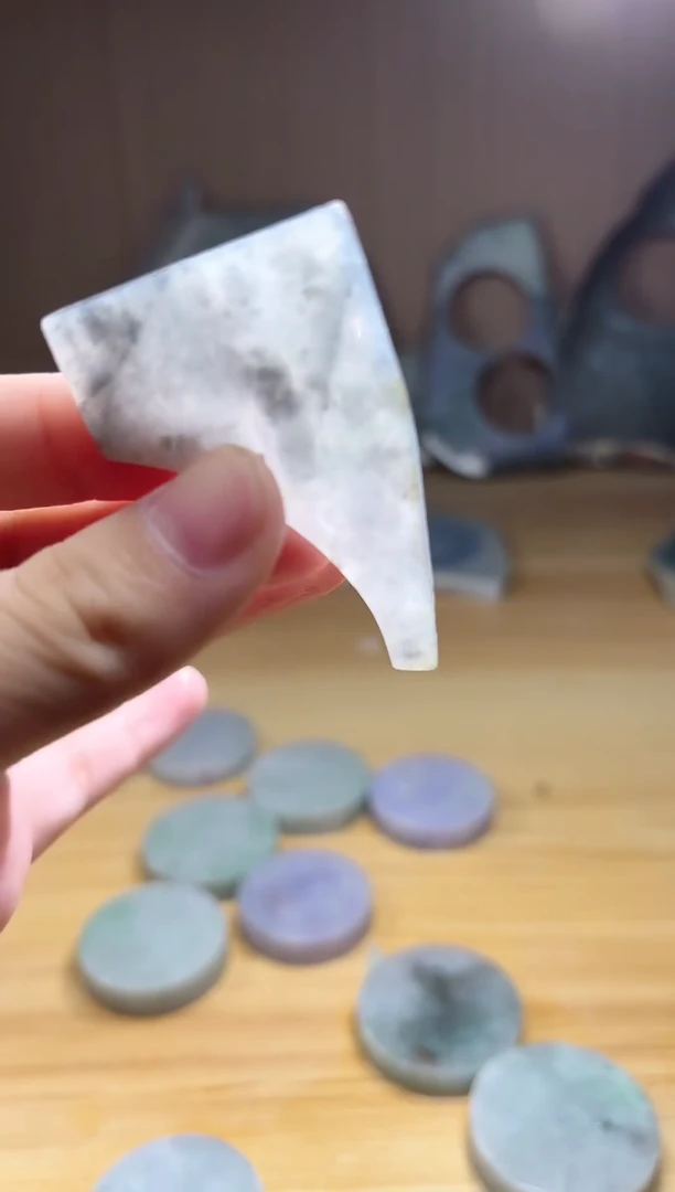 翡翠未镶嵌颈饰翡翠A货 姜谭128