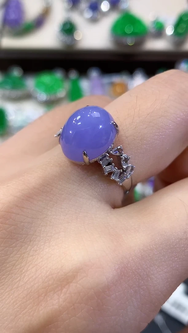 18K金镶嵌戒指翡翠D89  紫货有色差