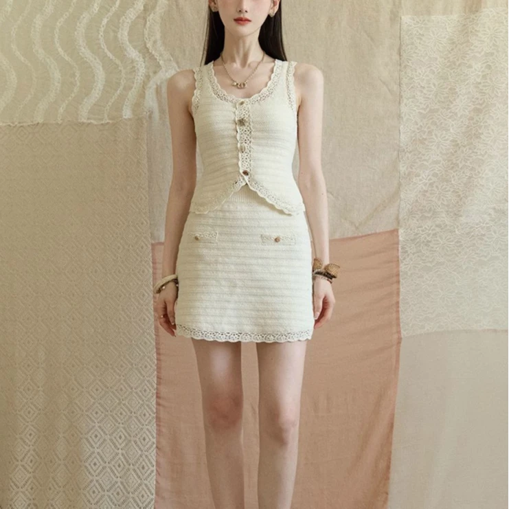 千金风手工钩花毛衫上衣半裙套装女花边修身背心设计感优雅短裙夏