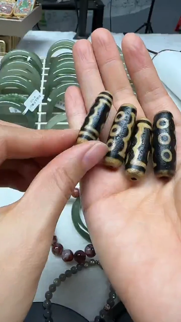 玛瑙/玉髓颈饰未镶嵌珠珠