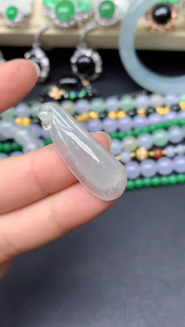 颈饰未镶嵌翡翠52-雪姐翡翠天天见