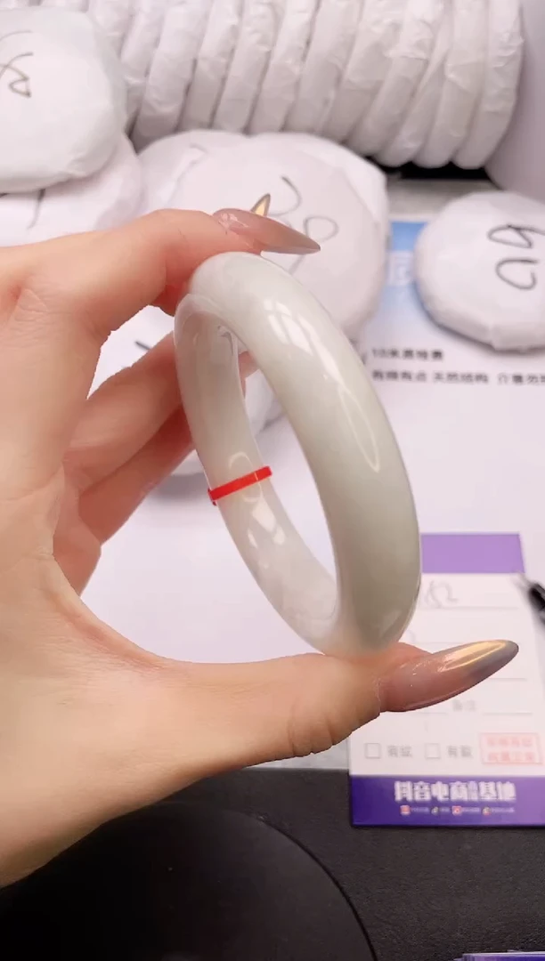 【闪购商品】和田玉手镯未镶嵌19L152-57