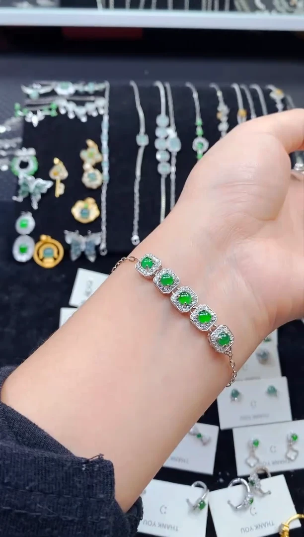 【闪购商品】翡翠手链银S925镶嵌2888