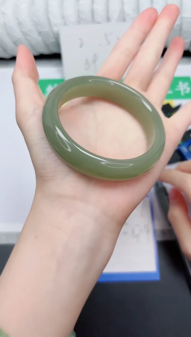 未镶嵌手镯石英质玉227-57.4HH