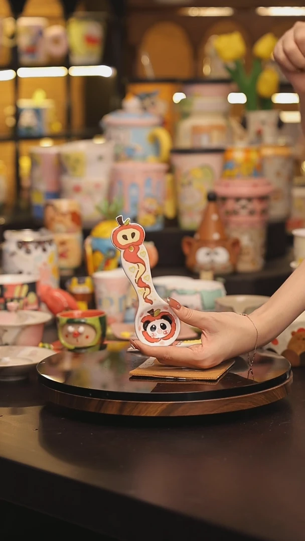 景德镇釉下彩绘设计师款式陶瓷