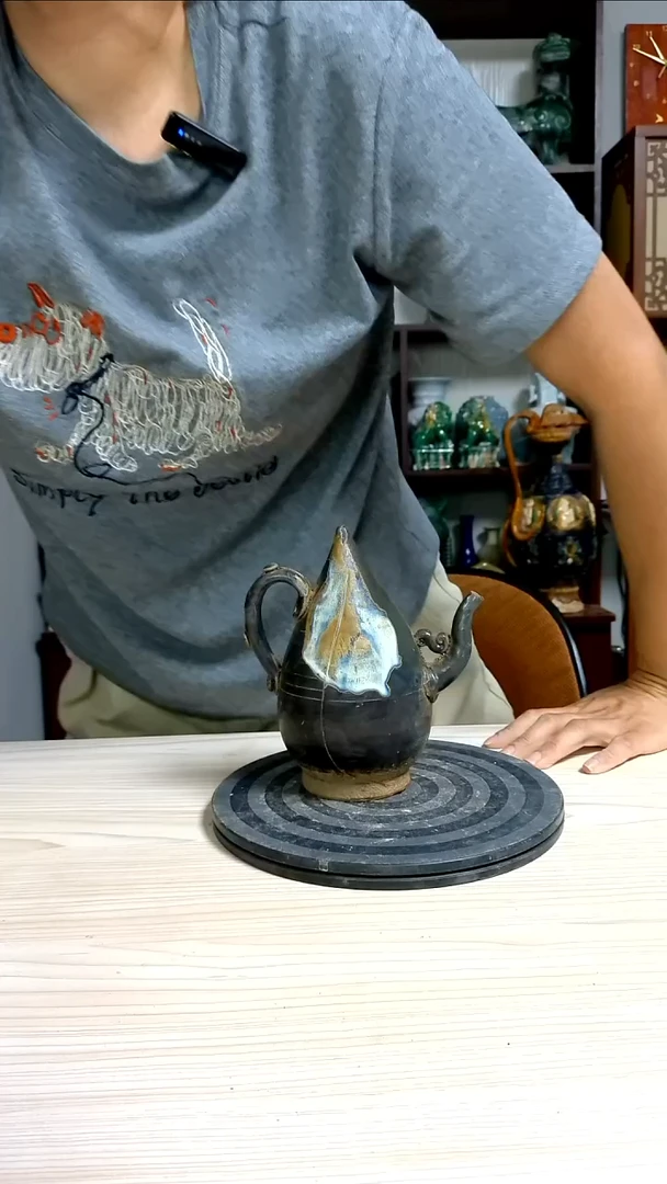 经典精美复古风格瓷器