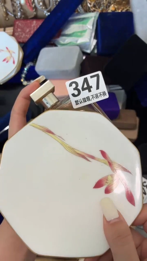 瓷片s****g好漂亮的瓷器】】】