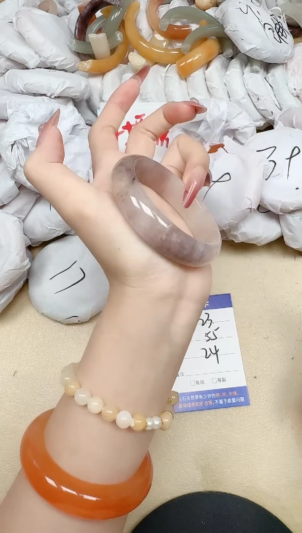 未镶嵌手镯石英质玉23/55