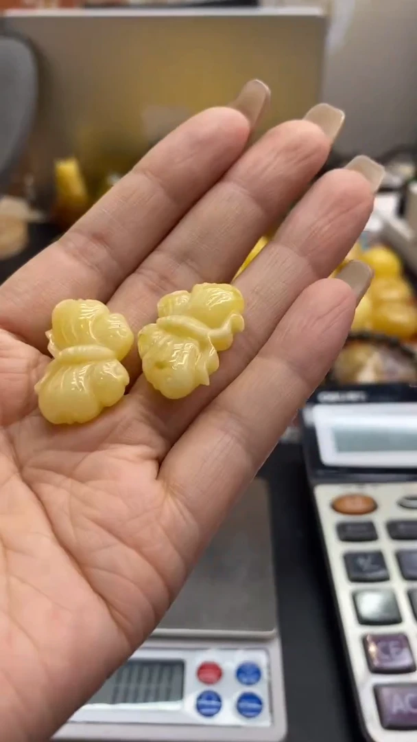 琥珀未镶嵌珠宝奇石2426多样性发其一默认有瑕